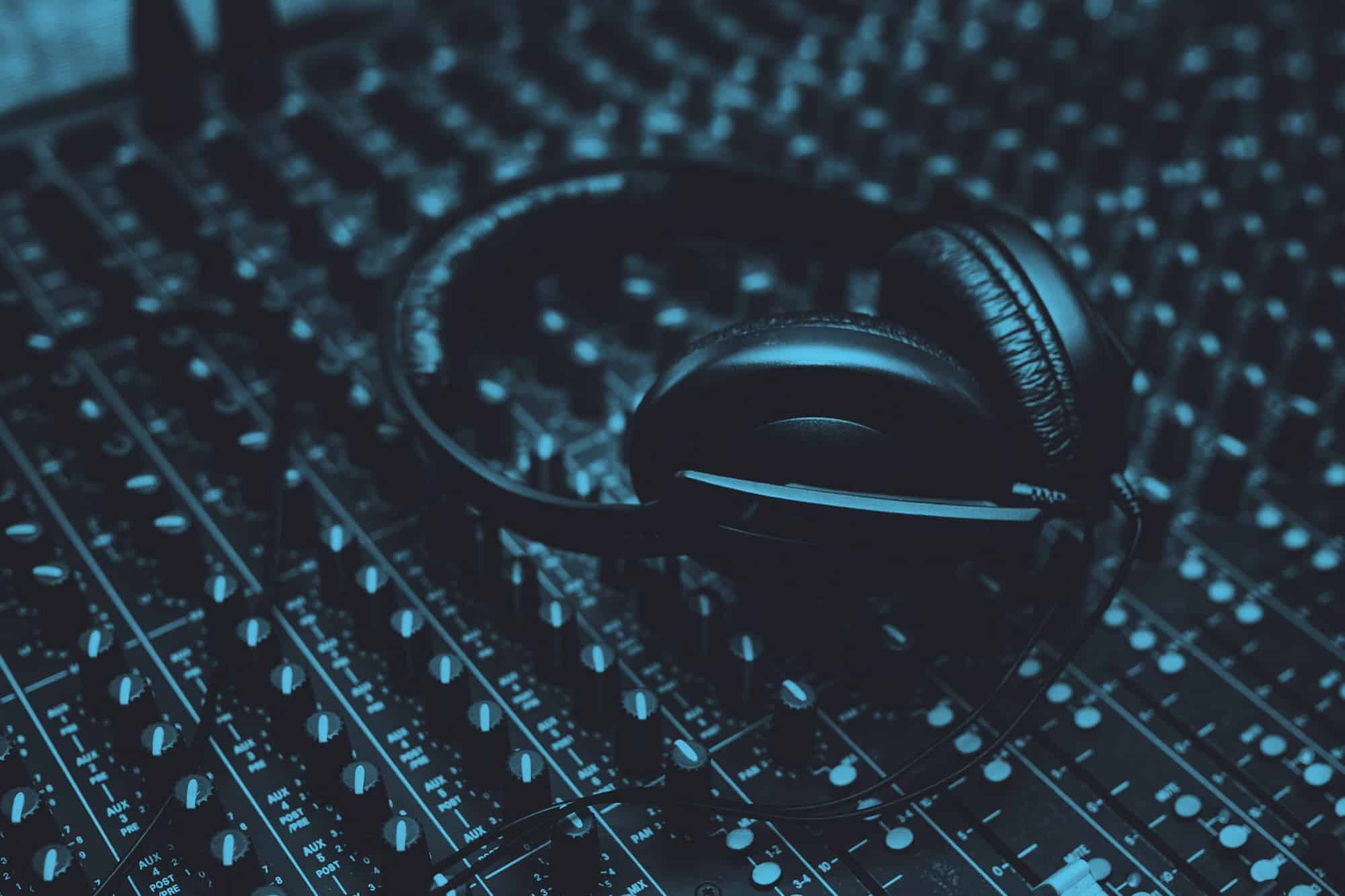 Luminate to Track Smart Media Album Sales in CONNECT
